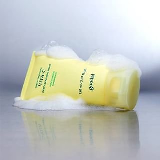 Green Tangerine Vita C Deep Cleansing Foam